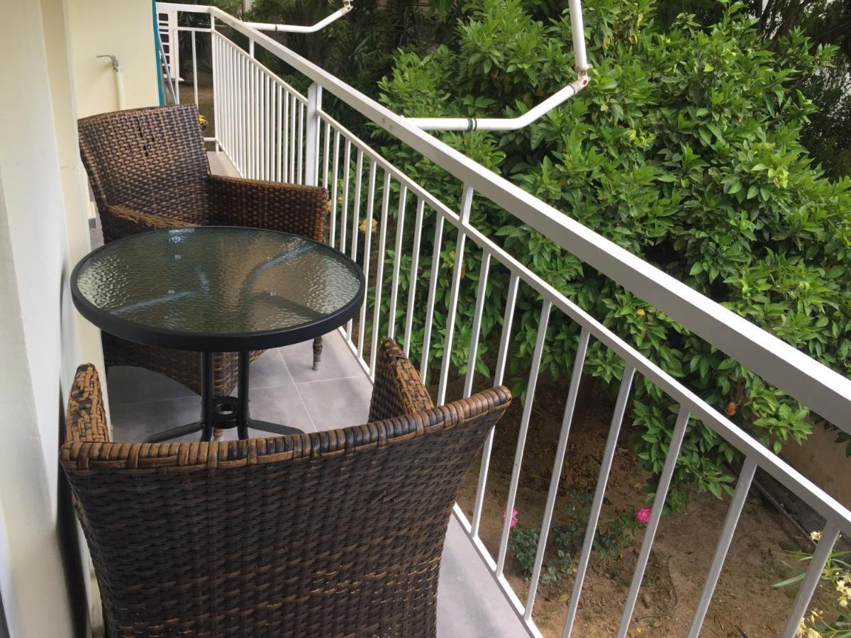 Luxury Apartment Next To The Sea Beach Athen Eksteriør bilde