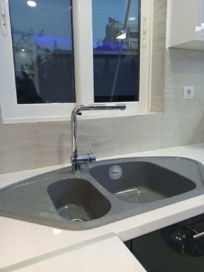 Luxury Apartment Next To The Sea Beach Athen Eksteriør bilde